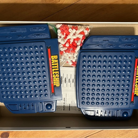 Scrabble Junior and Battleship Board Games - Picture 5 of 7